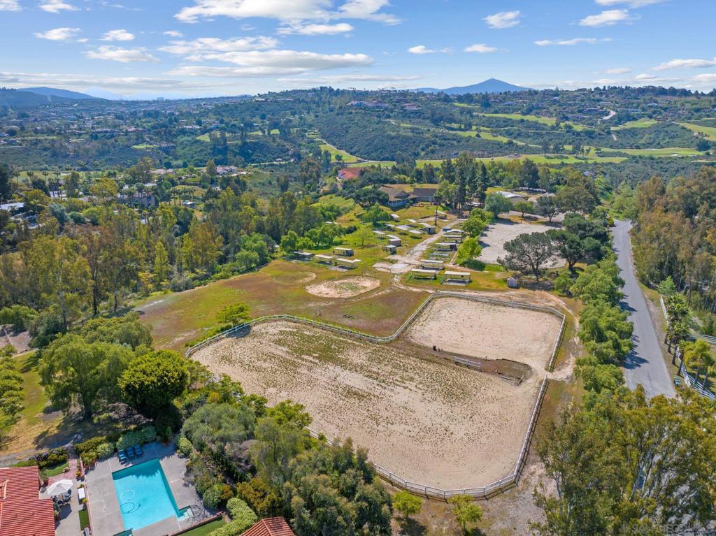 17397 La Brisa Property Photo 1