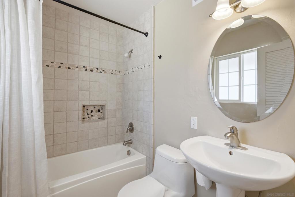 4543 Peak Ct Property Photo 15