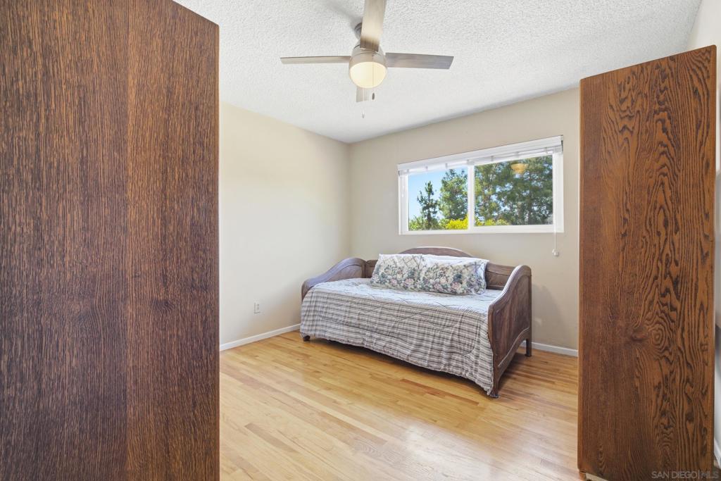 4543 Peak Ct Property Photo 16