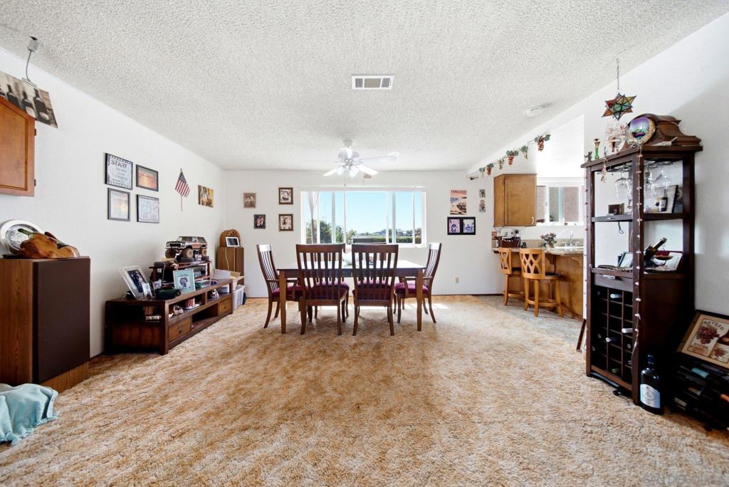 932 Regal Rd Property Photo 20
