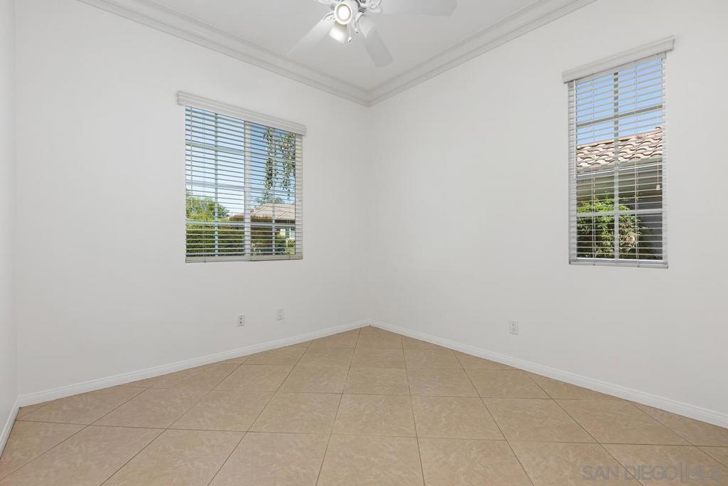 672 Inverlochy Dr Property Photo 43