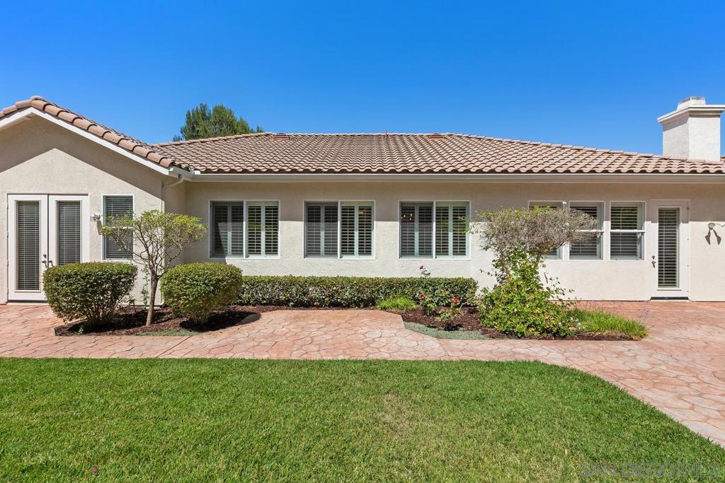 672 Inverlochy Dr Property Photo 48