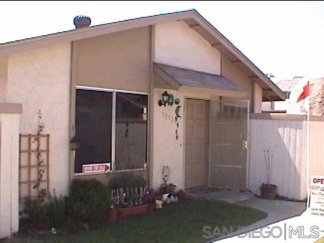 10328 Great Rock Property Photo 2