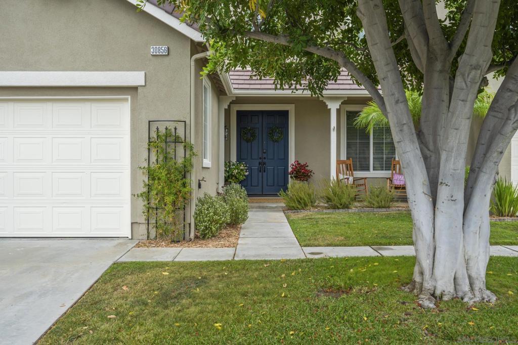 30856 E Green Property Photo 5