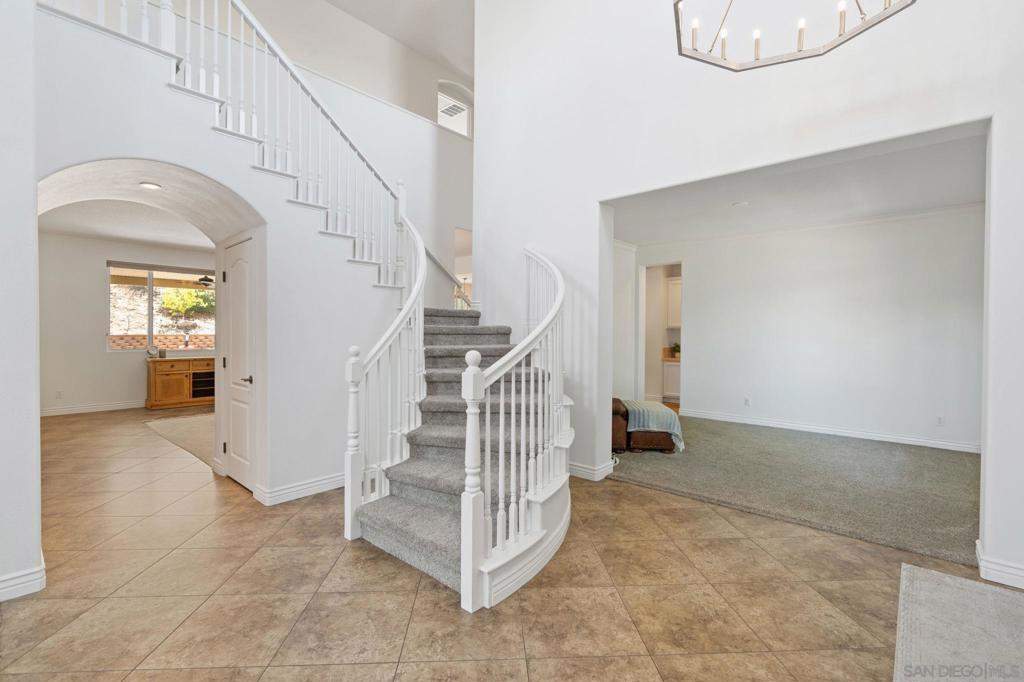 30856 E Green Property Photo 9