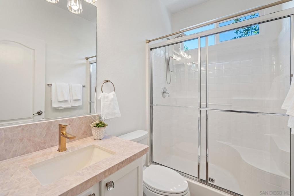 30856 E Green Property Photo 10
