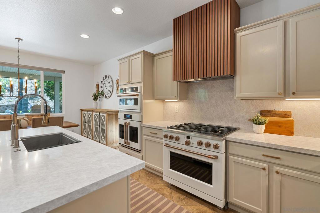 30856 E Green Property Photo 18