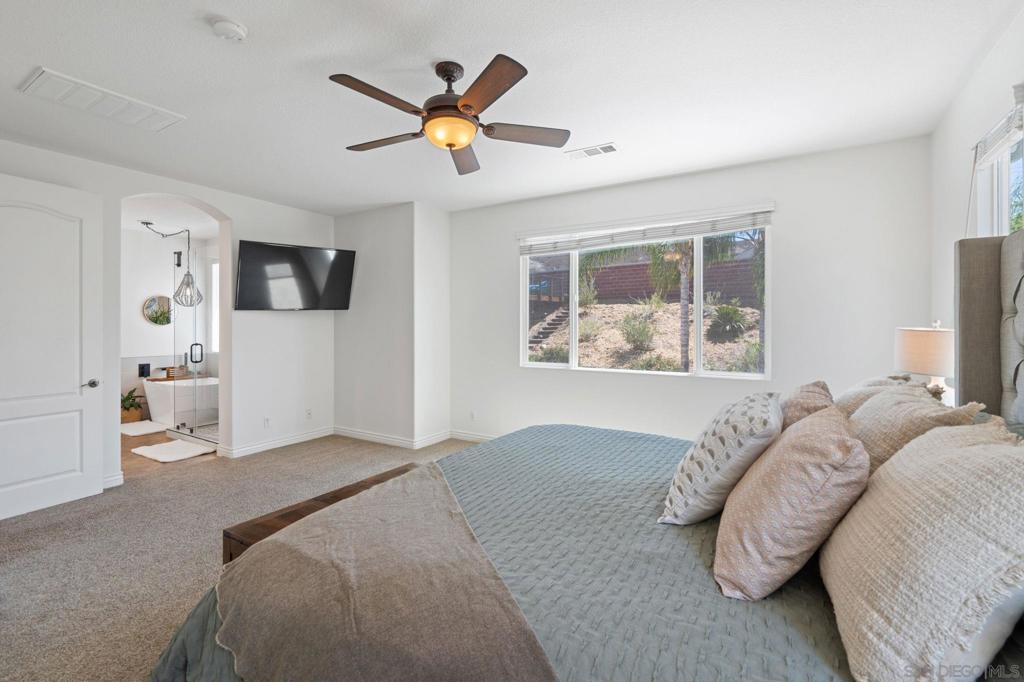 30856 E Green Property Photo 33