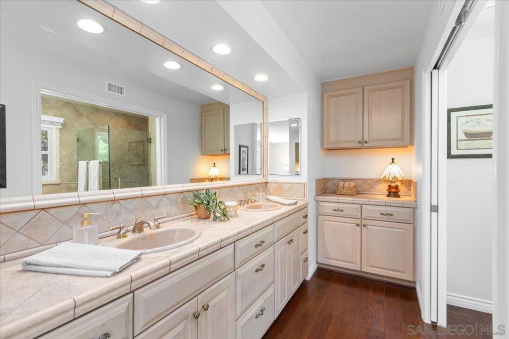 2814 Sombrosa Property Photo 29