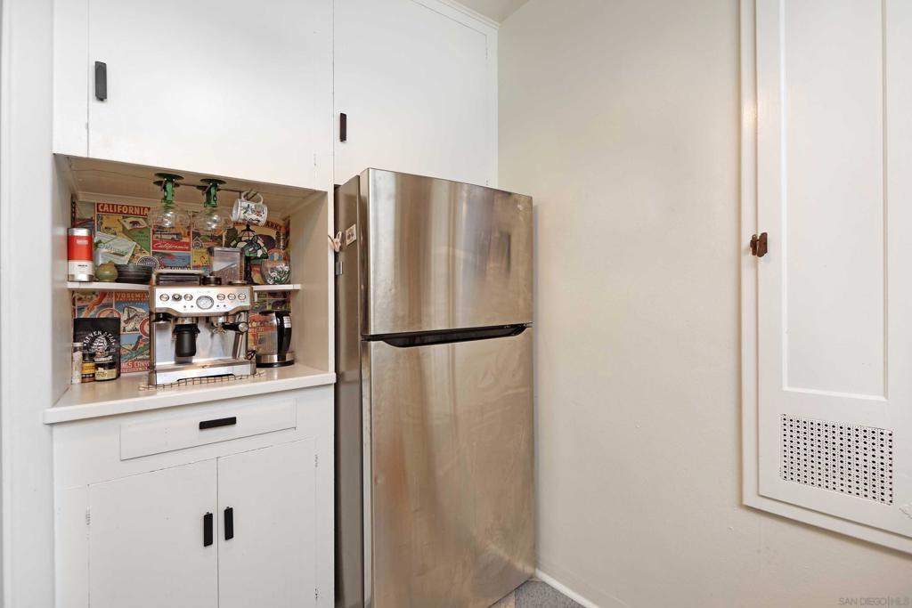 2442 46 F St Property Photo 21
