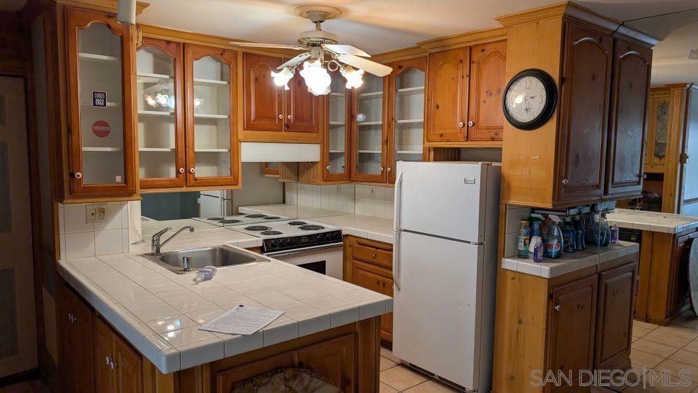 4600 Lamont 121 Property Photo 2