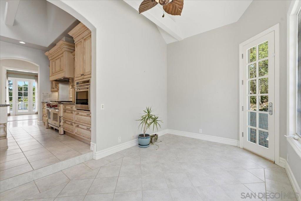6150 Avenida Alteras Property Photo 18