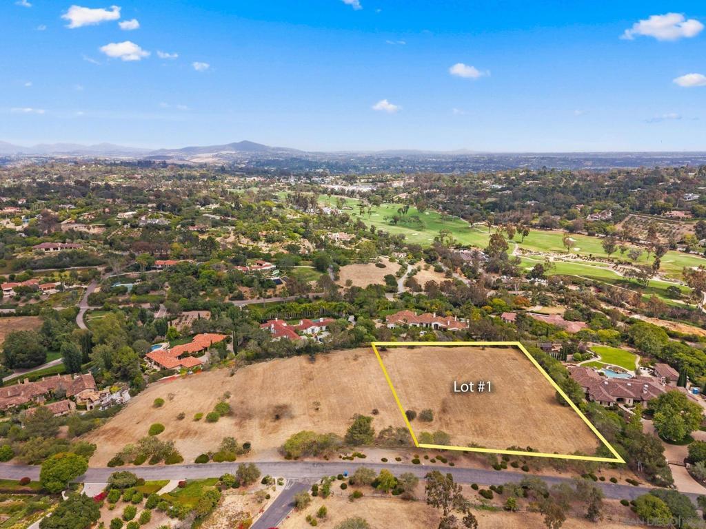 1 Via Recanto Property Photo 1