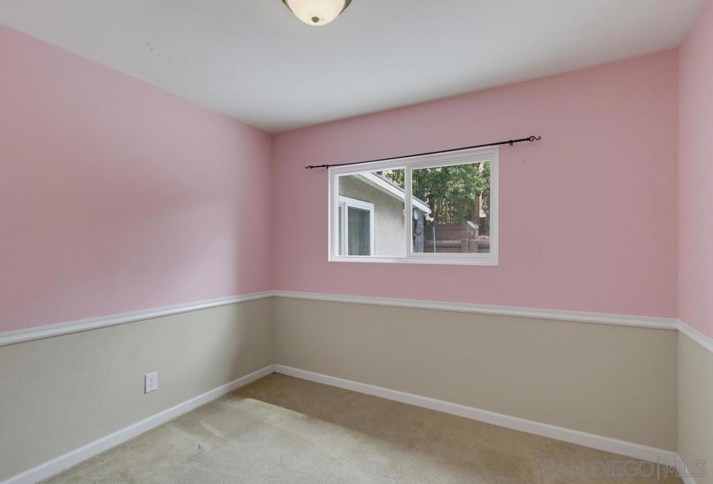 9649 Halberns Blvd Property Photo 22