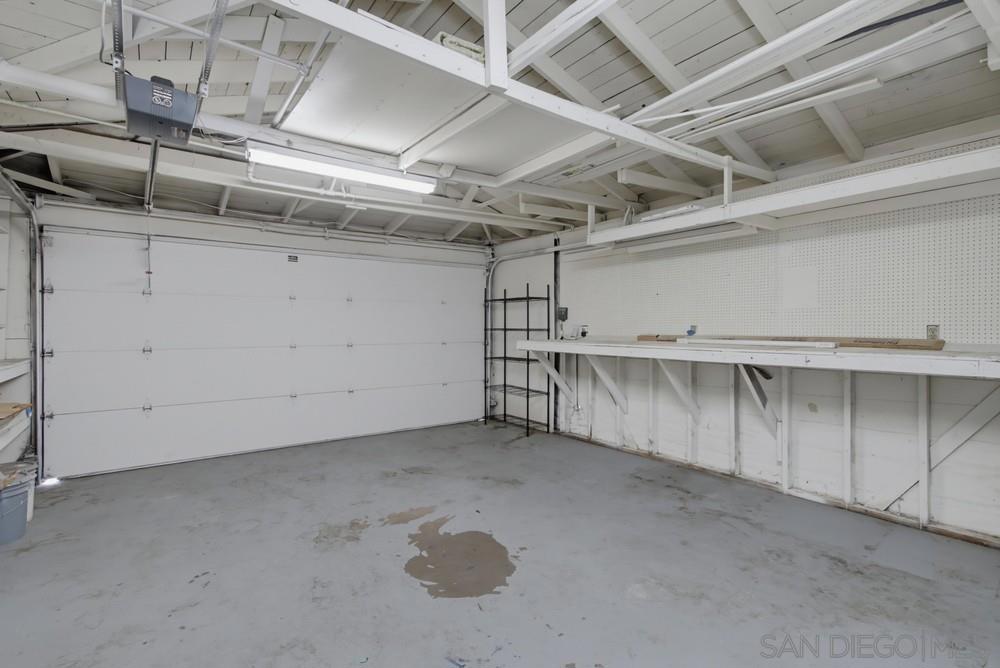 9649 Halberns Blvd Property Photo 32