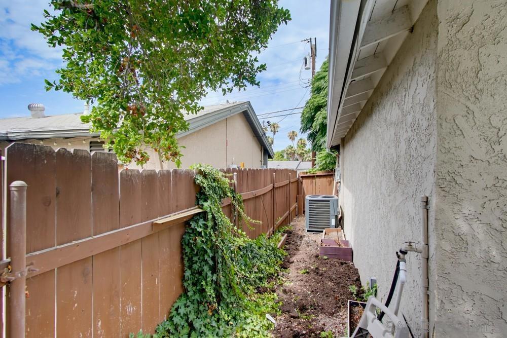 9649 Halberns Blvd Property Photo 42