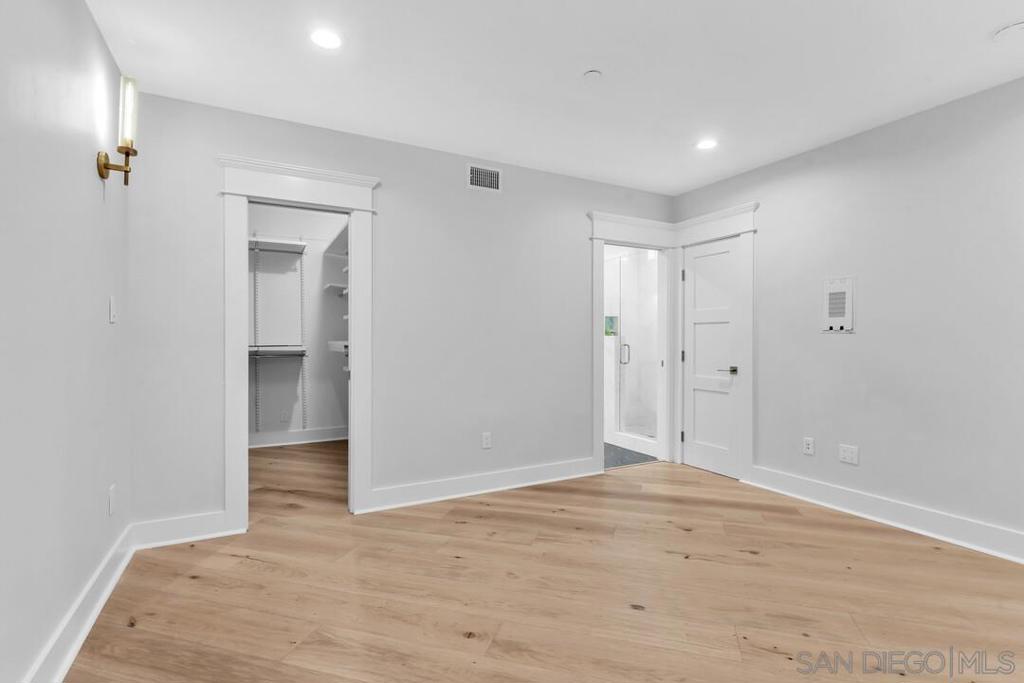 943 F Avenue Property Photo 33