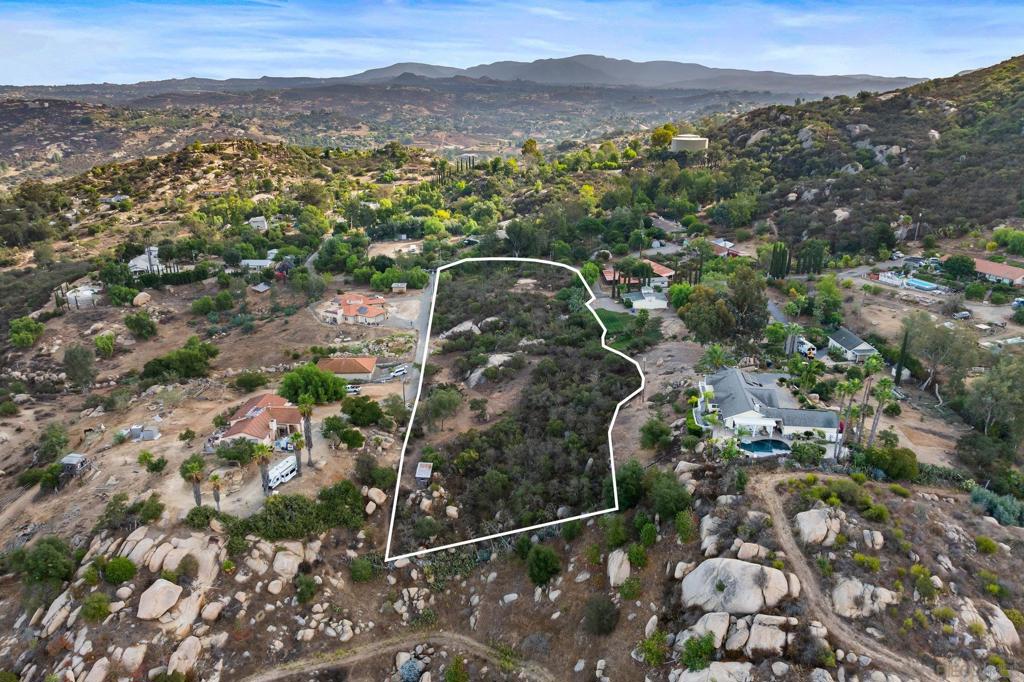 0 Red Mountain Dr Property Photo 3