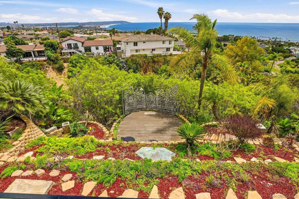 1011 Avenida Amantea Property Photo 63