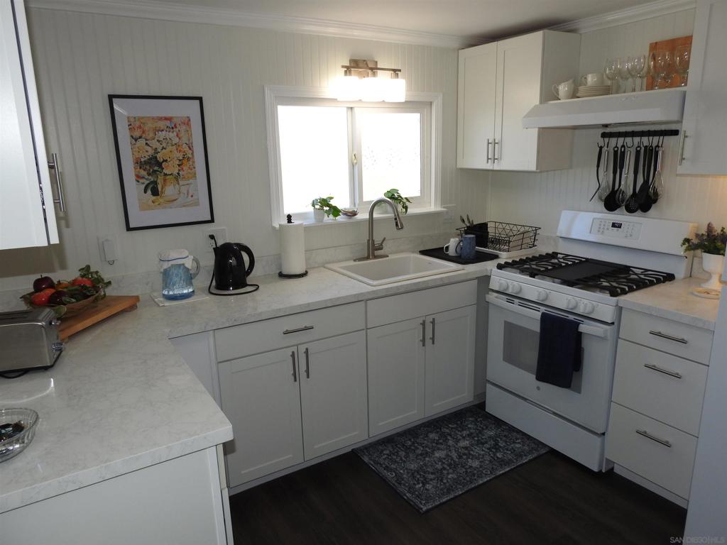 8712 N Magnolia Spc 108 Property Photo 15