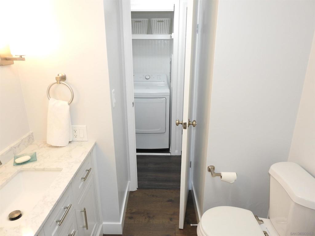 8712 N Magnolia Spc 108 Property Photo 21