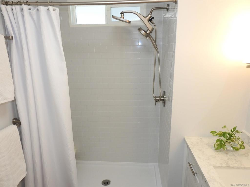 8712 N Magnolia Spc 108 Property Photo 22