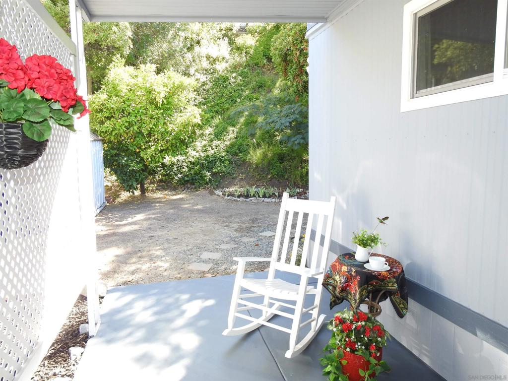 8712 N Magnolia Spc 108 Property Photo 36