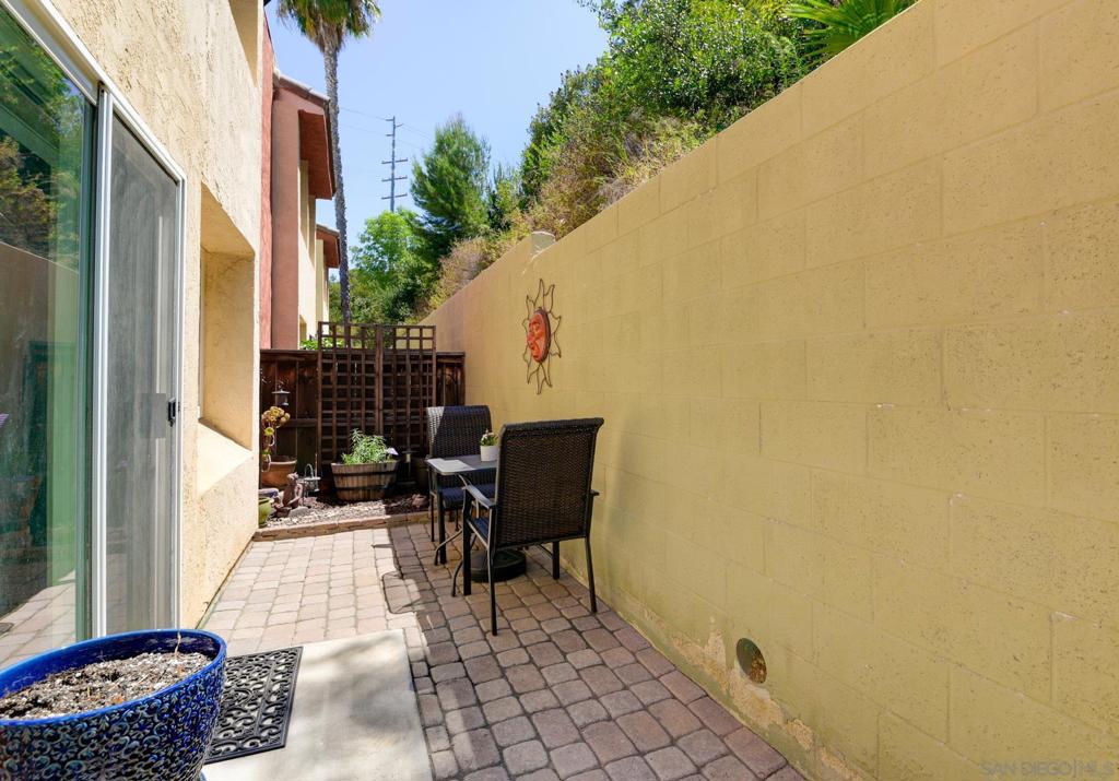 4469 Home 2 Property Photo 15