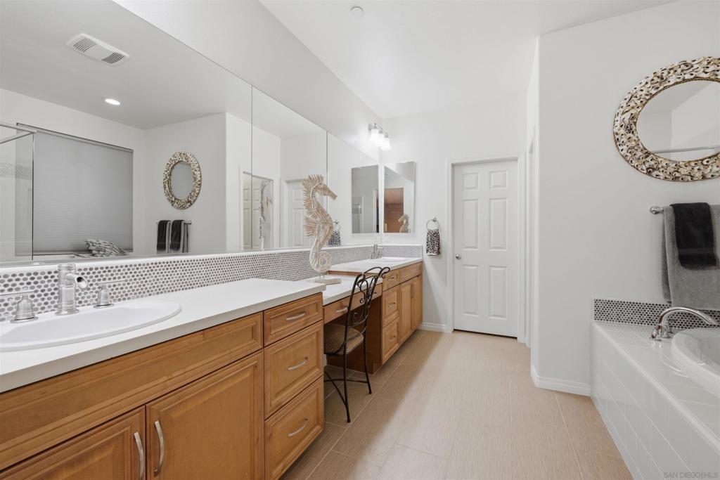 14188 Winged Foot Property Photo 31