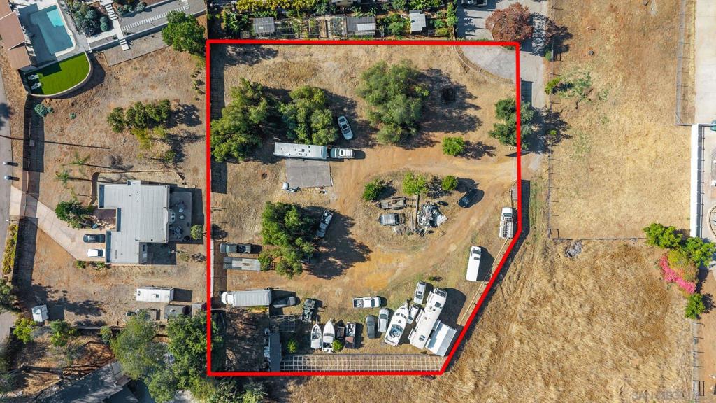 Euclid Ave Property Photo 2