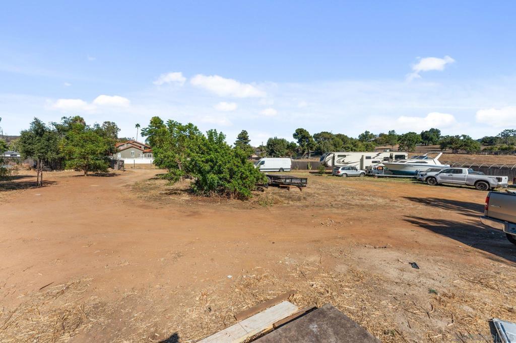 Euclid Ave Property Photo 12