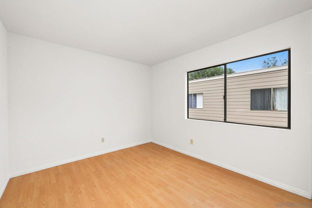 9260 Towne Centre Dr 17 Property Photo 15