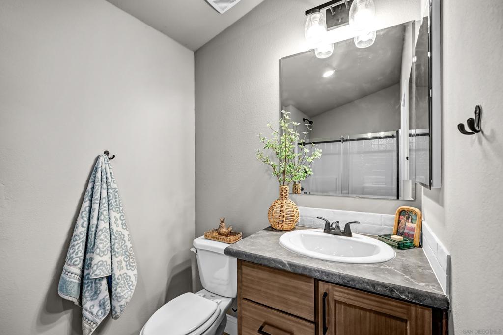 1174 E Main St. 31 Property Photo 21