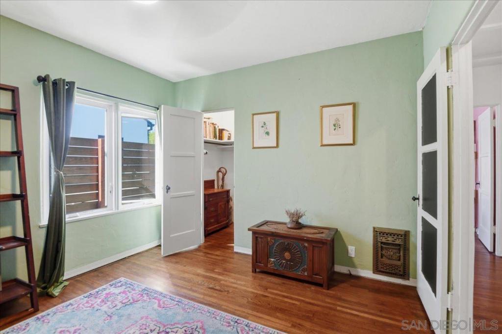 3510 Alabama St Property Photo 17