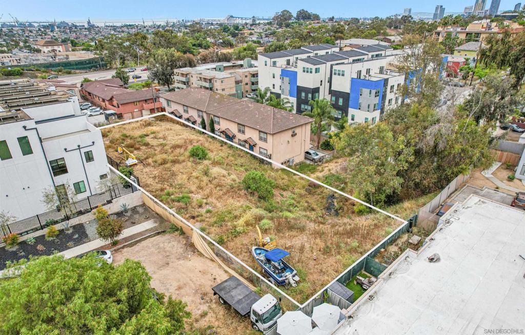 E Street Property Photo 3
