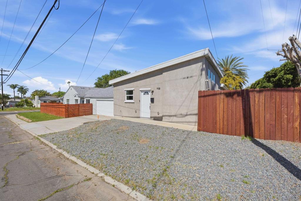 4003 Paula Street Property Photo 17