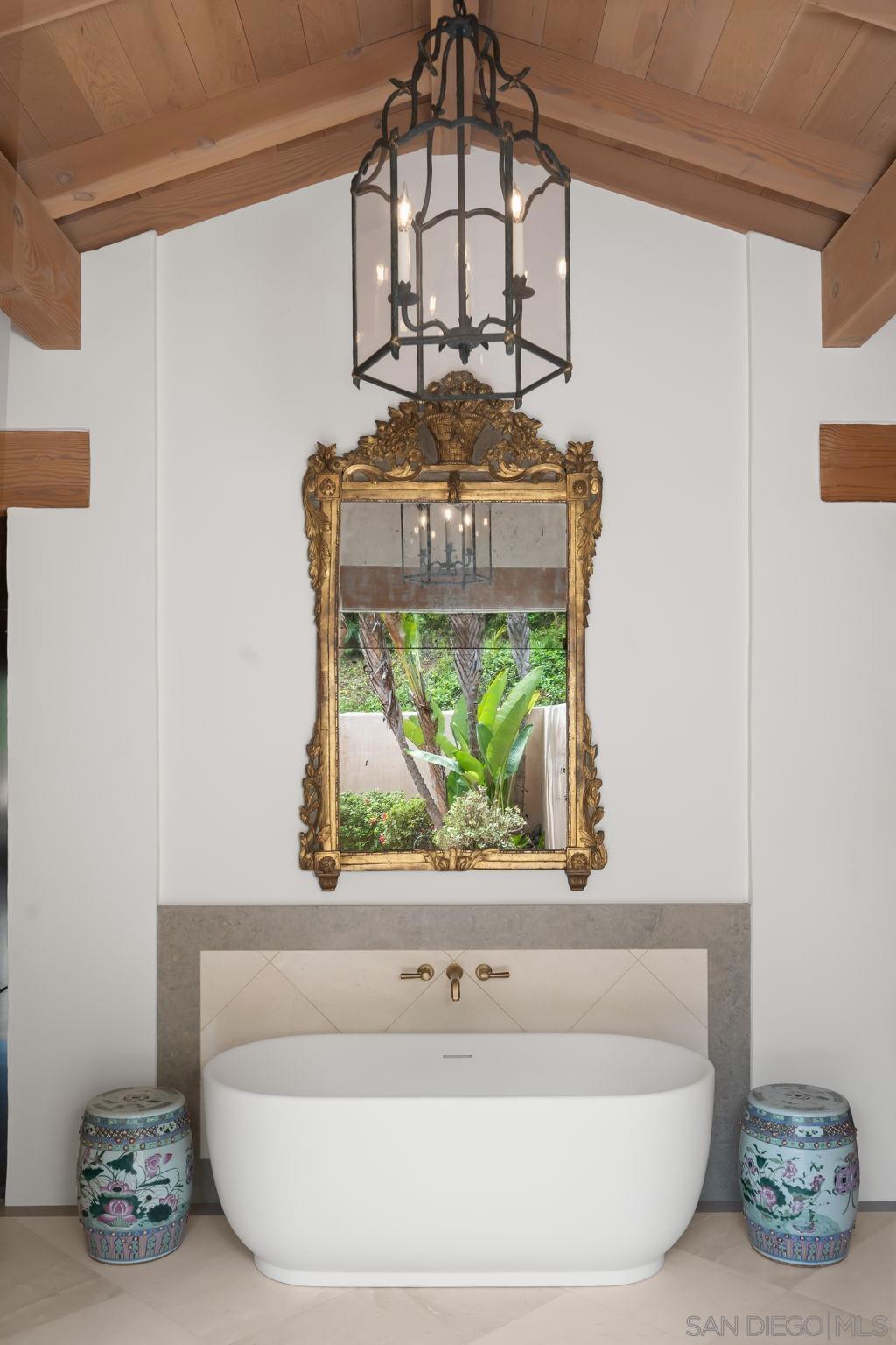 6002 Paseo Valencia Property Photo 22