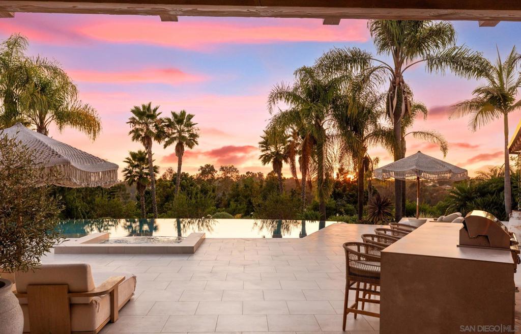 7150 Via Del Charro Property Photo 3