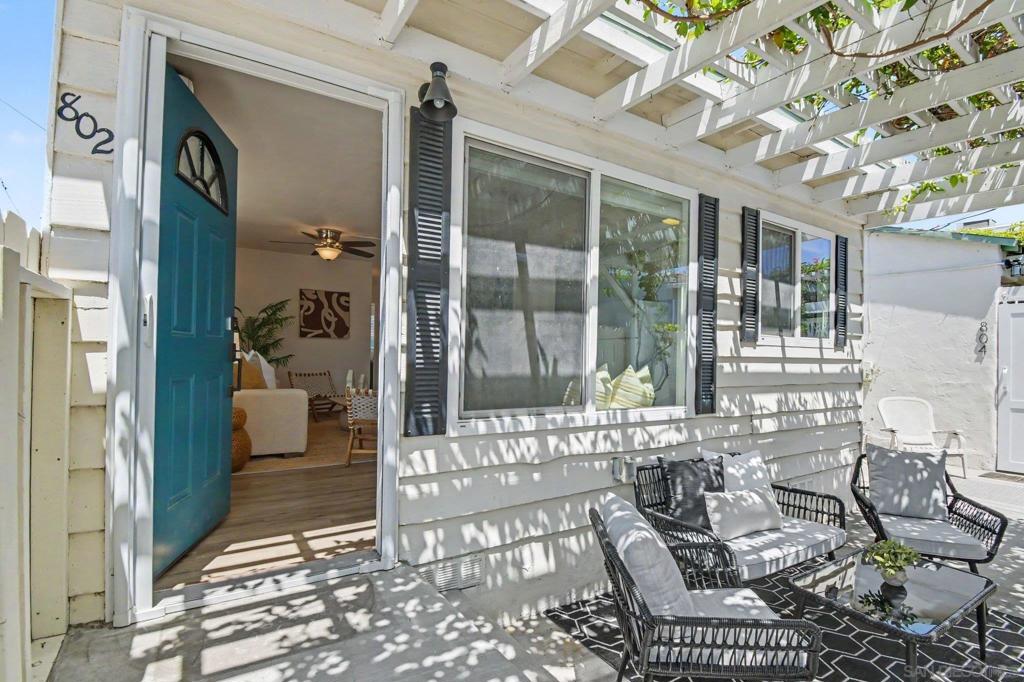 802 Vanderbilt Pl Property Photo 1