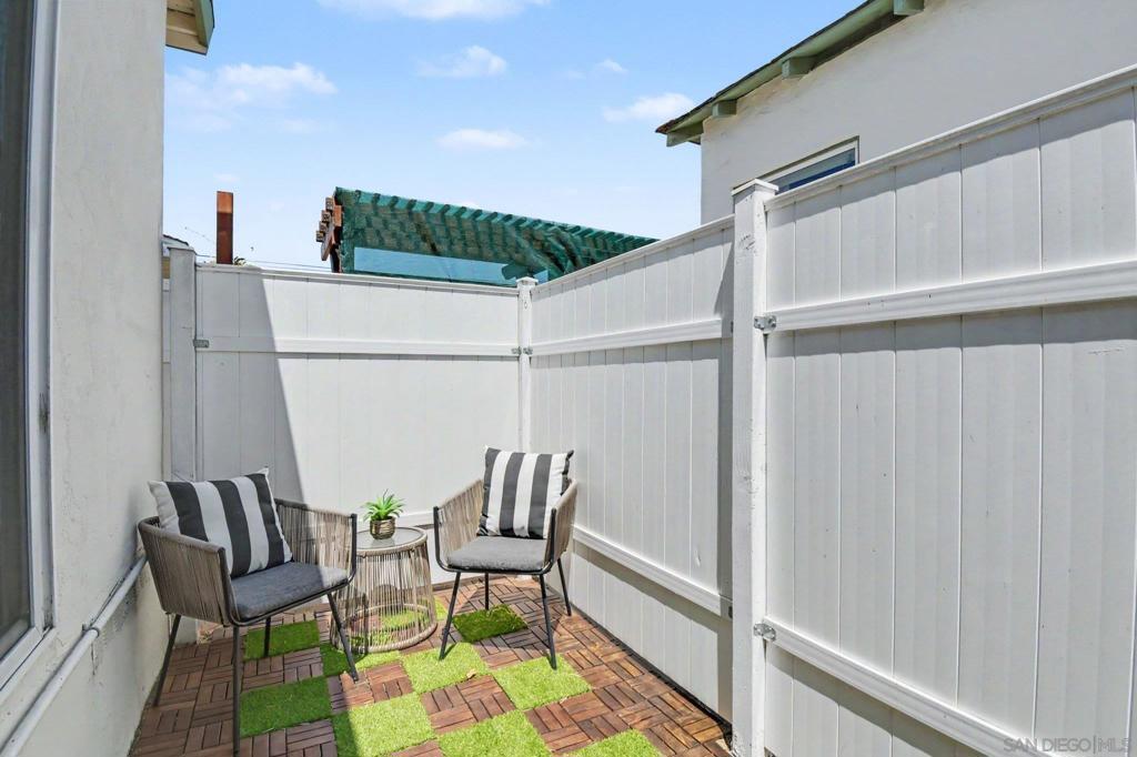 802 Vanderbilt Pl Property Photo 17