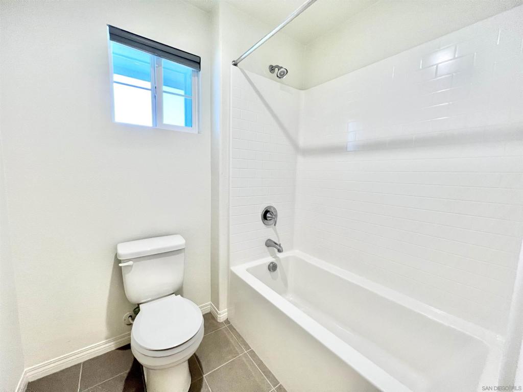 7260 Wembley Property Photo 21