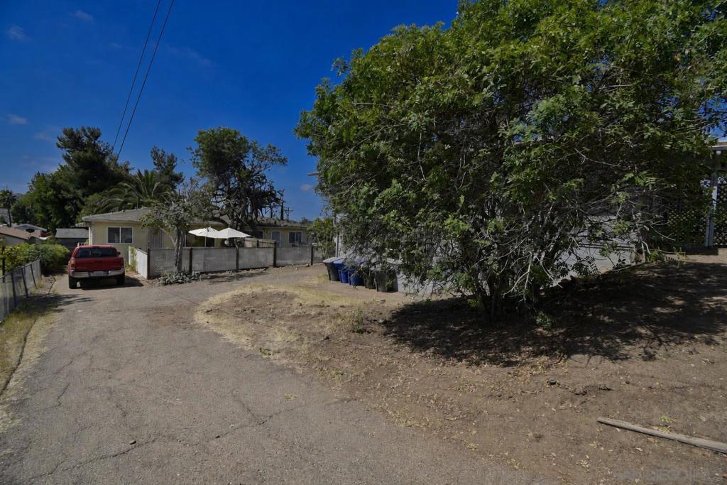 7361 7367 La Mesita Pl Property Photo 5