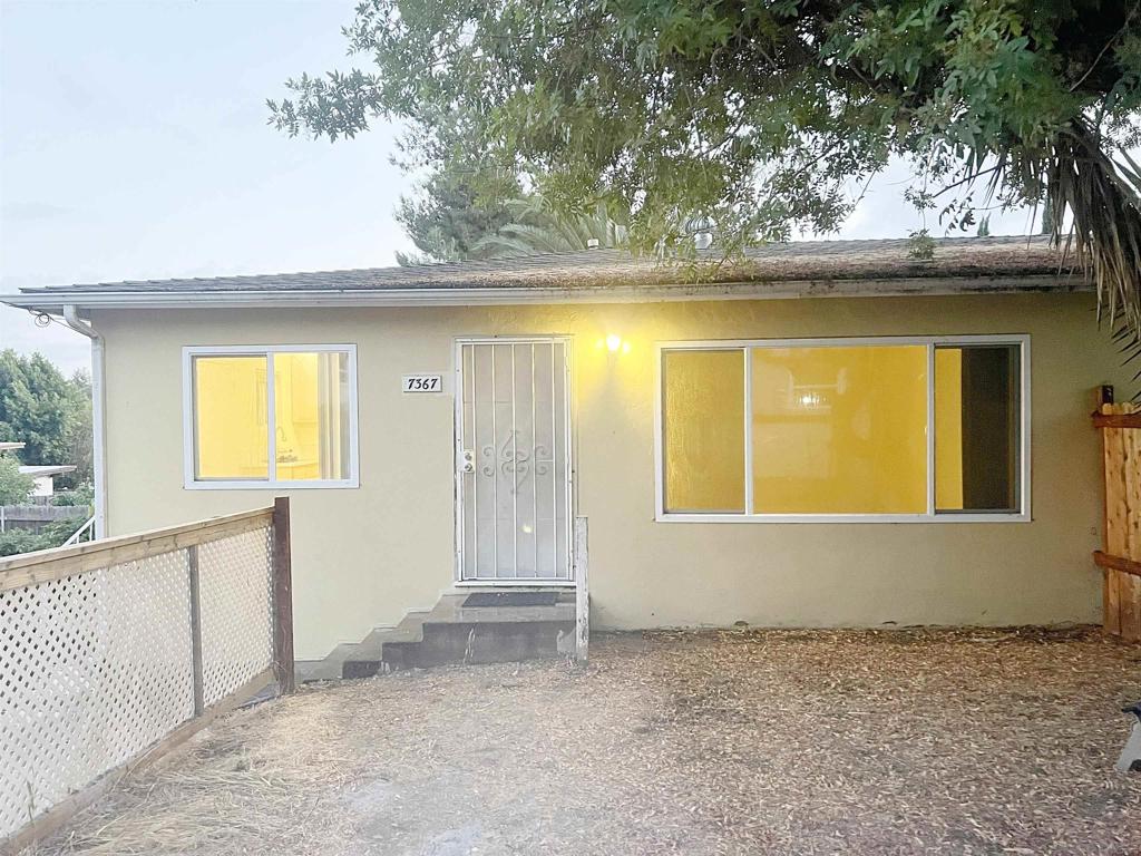 7361 7367 La Mesita Pl Property Photo 6