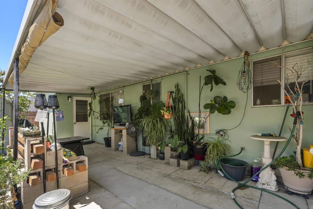 3327 3329 41st St Property Photo 21