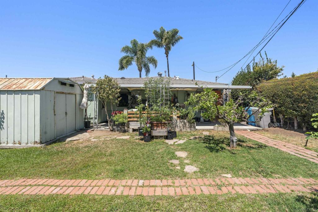 3327 3329 41st St Property Photo 22