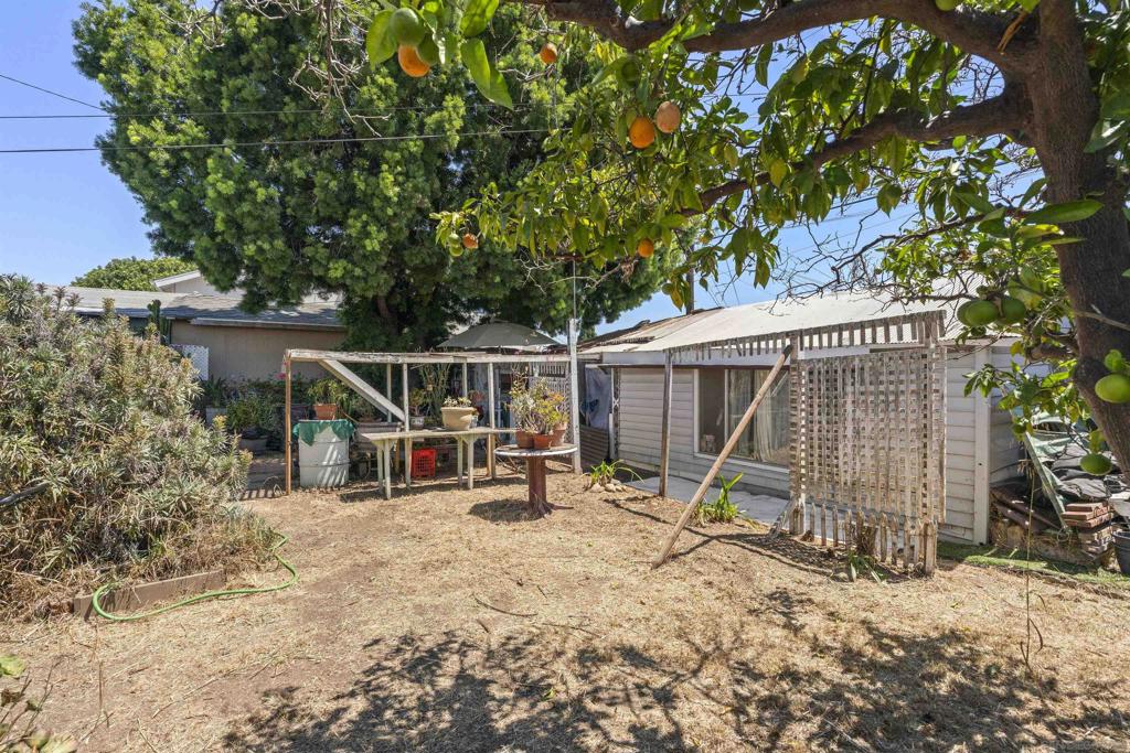 3327 3329 41st St Property Photo 45
