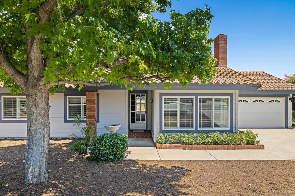 10241 Pebble Beach Dr Property Photo 1