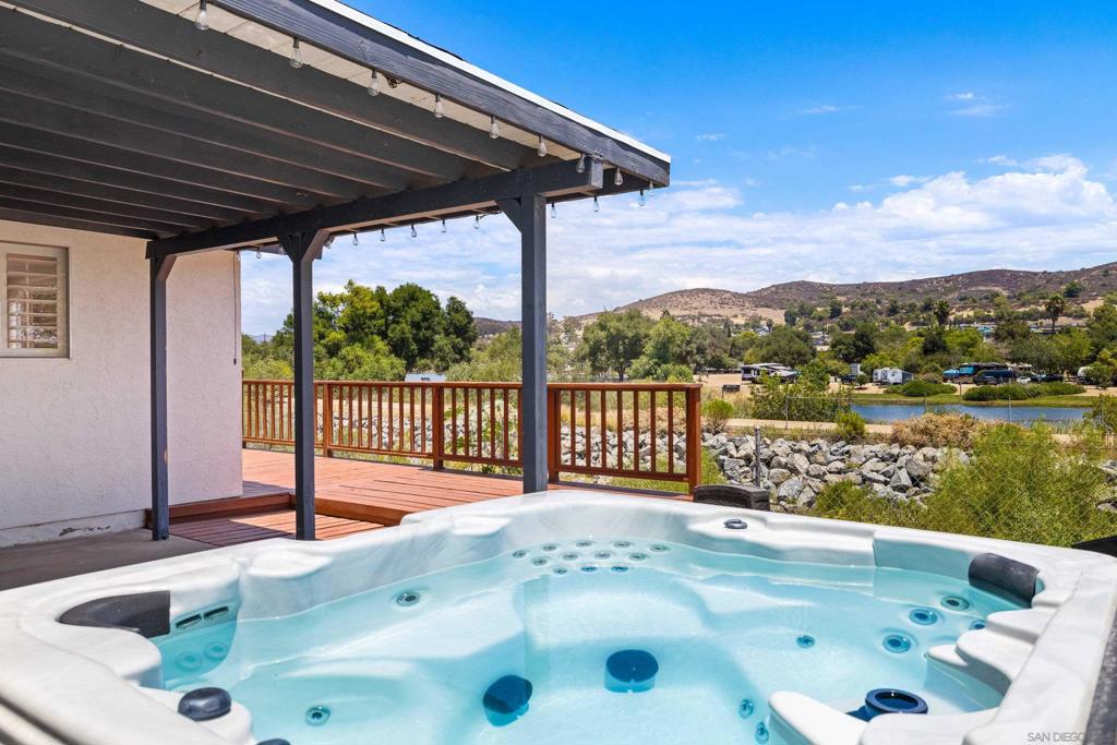 10241 Pebble Beach Dr Property Photo 3