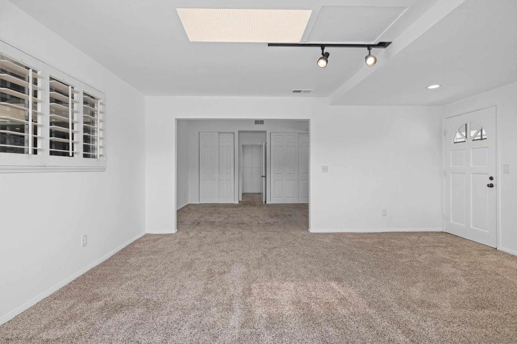 10241 Pebble Beach Dr Property Photo 22