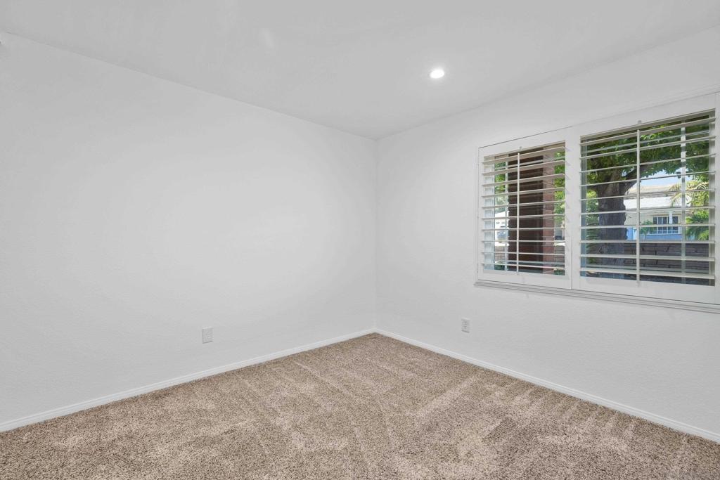 10241 Pebble Beach Dr Property Photo 25